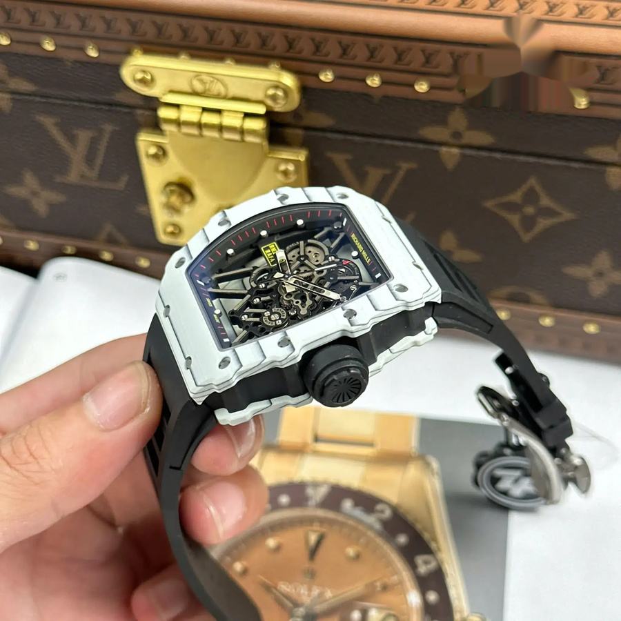 Erschwingliche Replica Uhr: Richard Mille RM 35-01 Rafael Nadal, weiß, Carbon TPT, limitierte Edition, ZF V3 49,94 mm X 44,5 mm – Bild 4