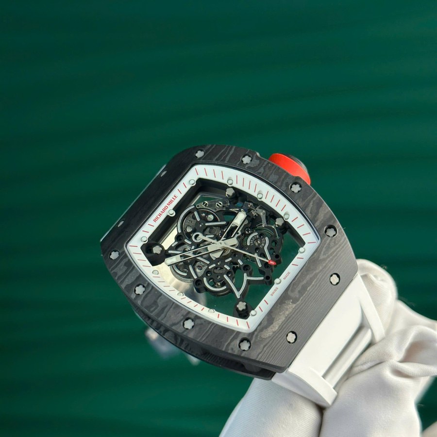 Ansprechende Replica Uhr: Richard Mille RM 055 Bubba Watson, Carbonfaser, weiß, 42.7 × 49,9 mm – Bild 3