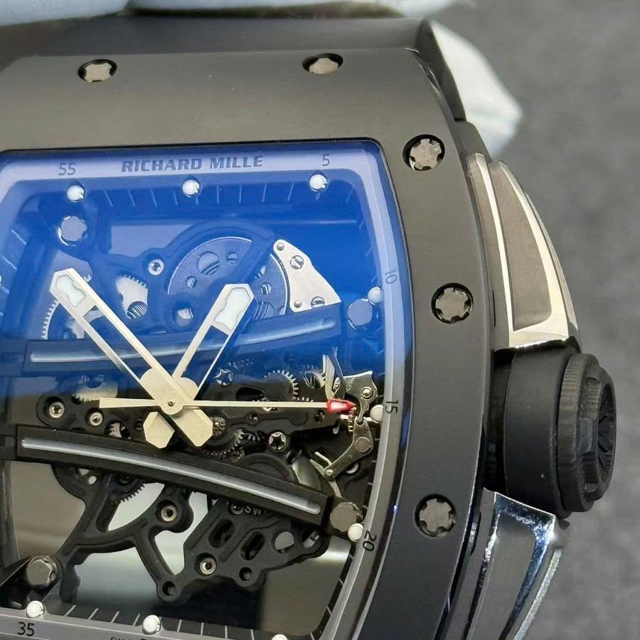 Charmante Replica Uhr: Richard Mille RM 61-01 Yohan Blake, ganz in Grau, limitierte Edition, schwarze Keramik, 42,7 mm X 50,23 mm – Bild 5