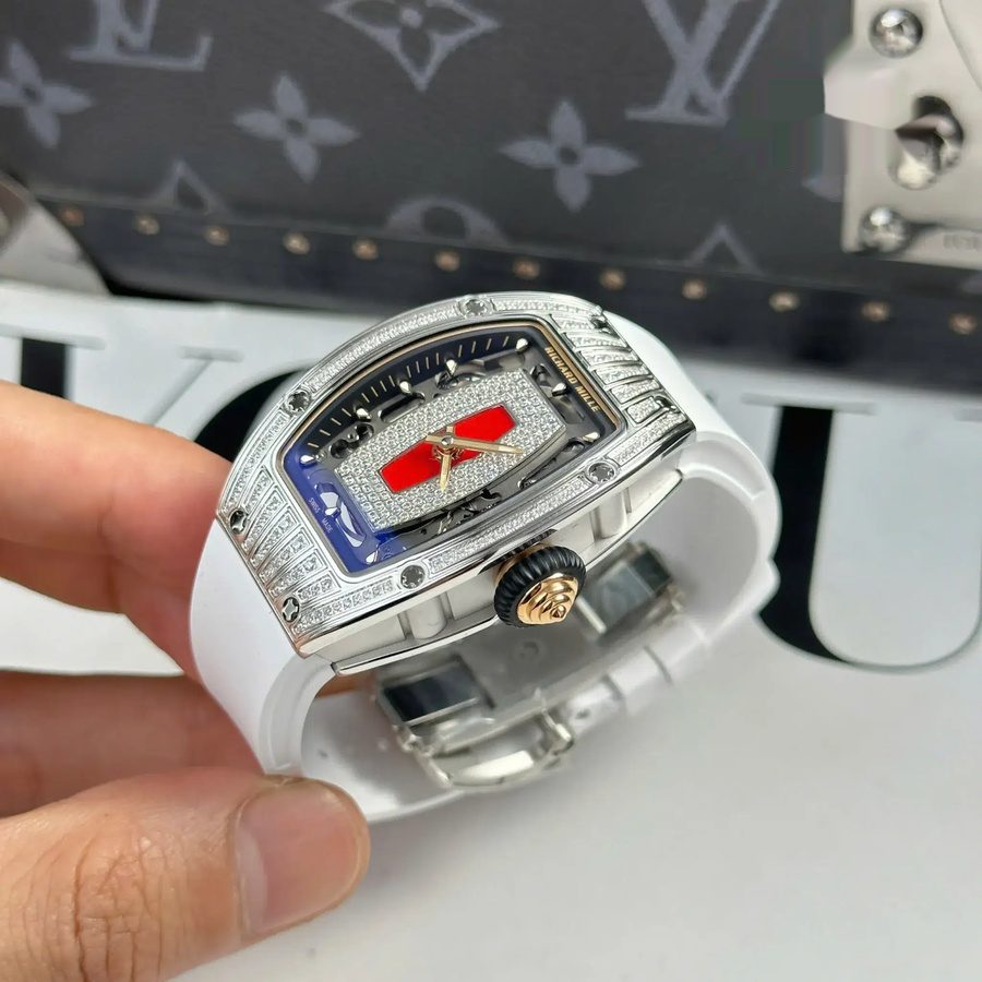 Exklusive Replica Uhr: Richard Mille RM 07-01, weiß, Gehäuse, mit, Zirkoniasteine, rotes Zifferblatt, ZF 45.32 × 32,3 mm – Bild 3