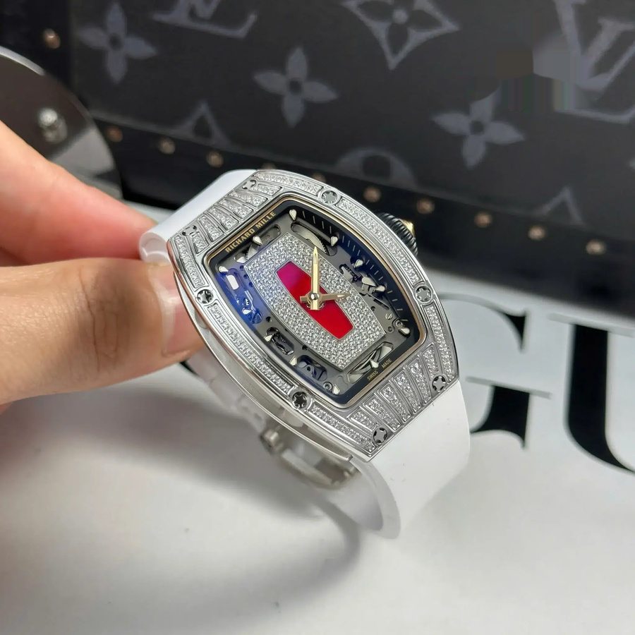 Exklusive Replica Uhr: Richard Mille RM 07-01, weiß, Gehäuse, mit, Zirkoniasteine, rotes Zifferblatt, ZF 45.32 × 32,3 mm – Bild 4