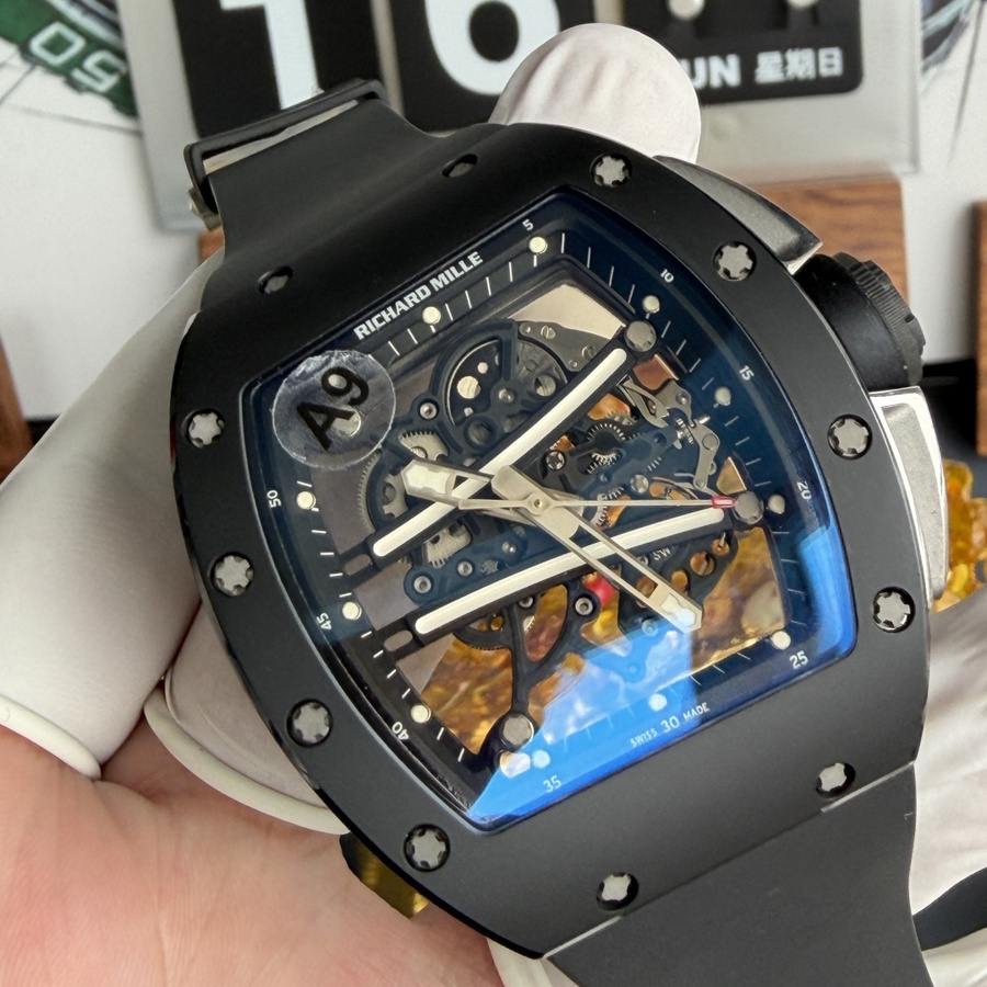 Faszinierende Replica Uhr: Richard Mille RM 61-01 Yohan Blake, ganz in Schwarz, Vaucher-Uhrwerk, 42,7 mm X 50,23 mm – Bild 3