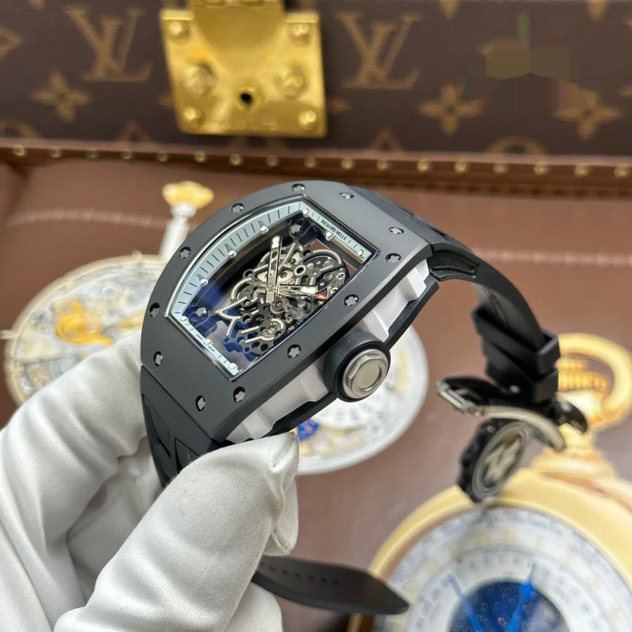 Schnell vergriffene Replica Uhr: Richard Mille RM 055 Bubba Watson, schwarze Keramik, Asien, Exclusive 50, Stück, Kautschukarmband, ZF 42,7 mm – Bild 3