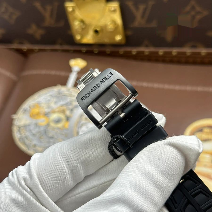Schnell vergriffene Replica Uhr: Richard Mille RM 055 Bubba Watson, schwarze Keramik, Asien, Exclusive 50, Stück, Kautschukarmband, ZF 42,7 mm – Bild 11