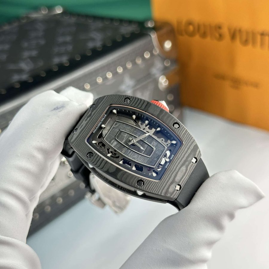 Hochwertige Replica Uhr: Richard Mille RM 07-01, schwarzes Carbon, schwarz, Kautschuk, 45.32 × 32,3 mm – Bild 3