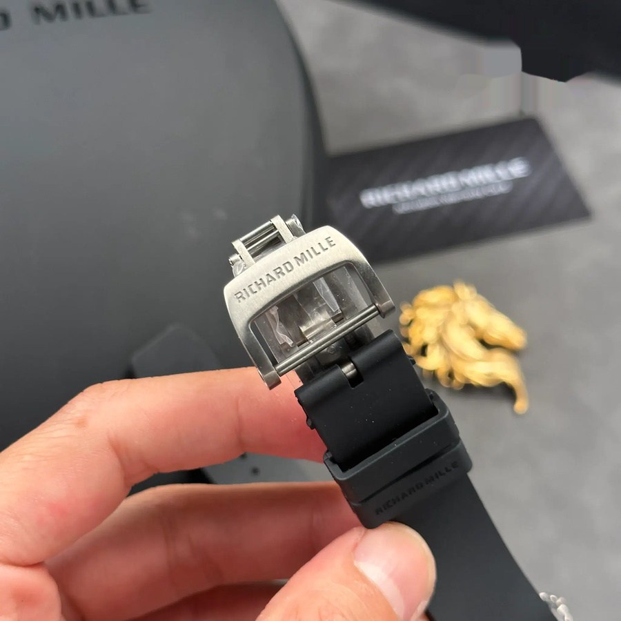 Erstklassige Replica Uhr: Richard Mille RM 67-01, extraflach, Titan, Gehäuse, High-Quality, Armband, 38,7 mm X 47,5 mm – Bild 13