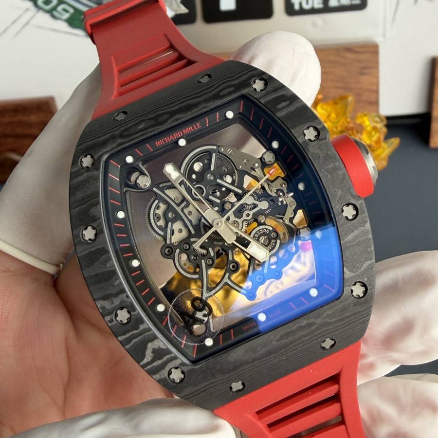 Besondere Replica Uhr: Richard Mille RM 055 Bubba Watson, dunkel, Carbon NTPT, Vaucher-Uhrwerk, 42,7 mm X 49,9 mm – Bild 3